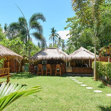 Martas Windows Hotel Kuta  Ngoại thất bức ảnh